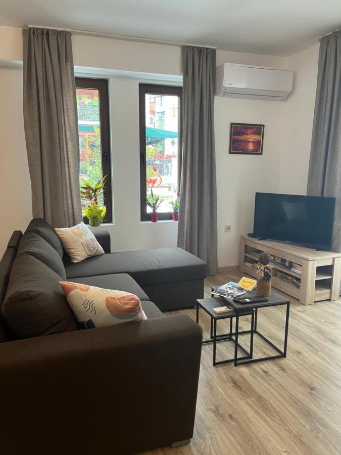 Studio Marrone On Bogoridi Burgas City Exterior foto